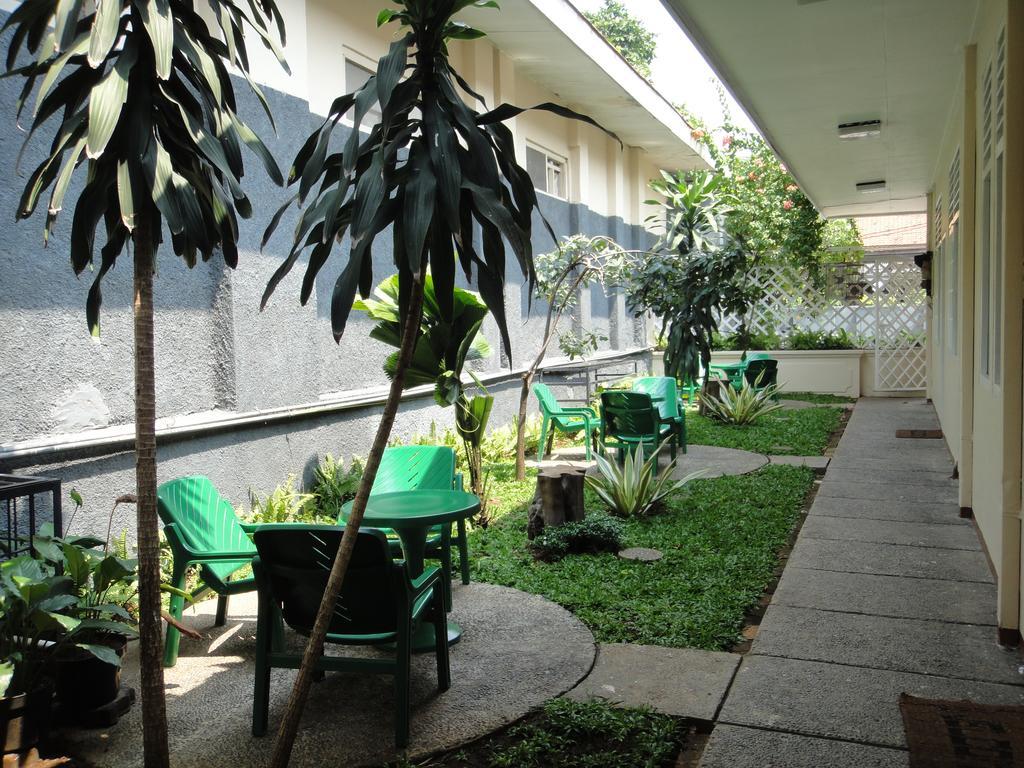 Gondia Guesthouse Jakarta Luaran gambar