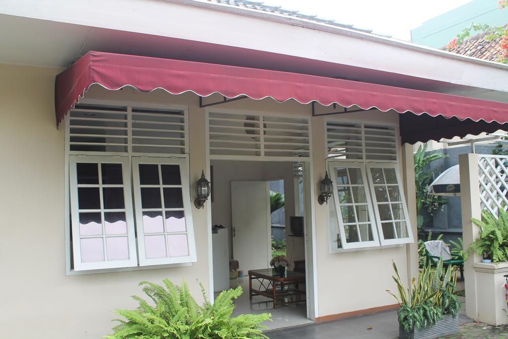 Gondia Guesthouse Jakarta Luaran gambar