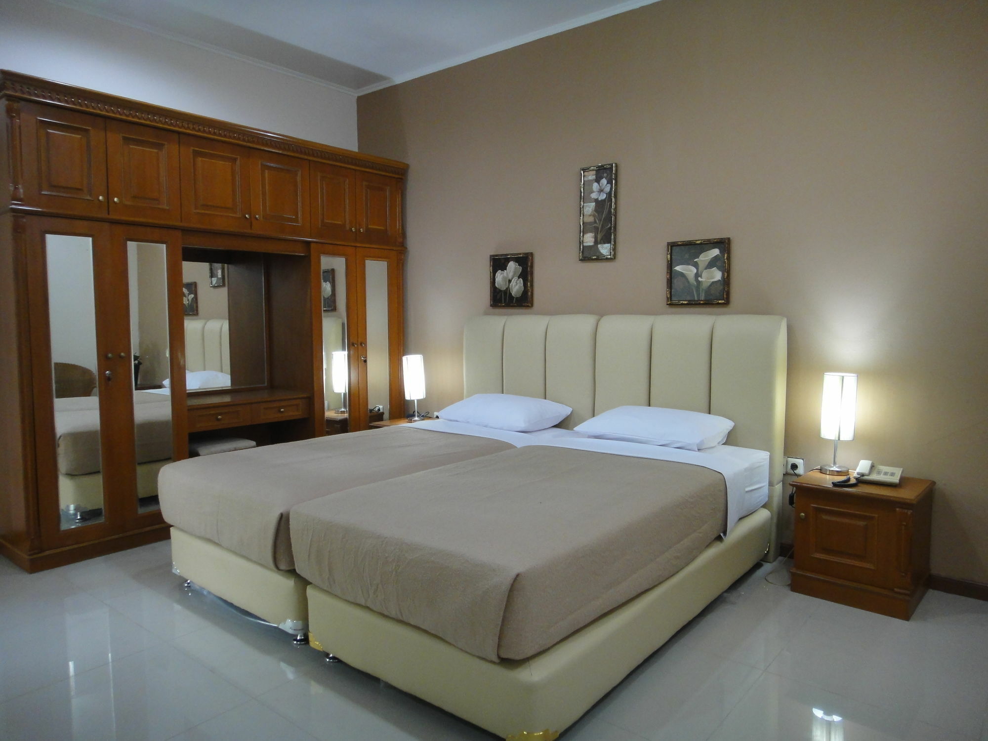 Gondia Guesthouse Jakarta Luaran gambar